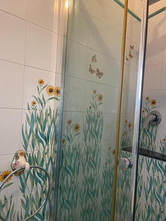 Casa Di Flora Leilighet Vietri Eksteriør bilde
