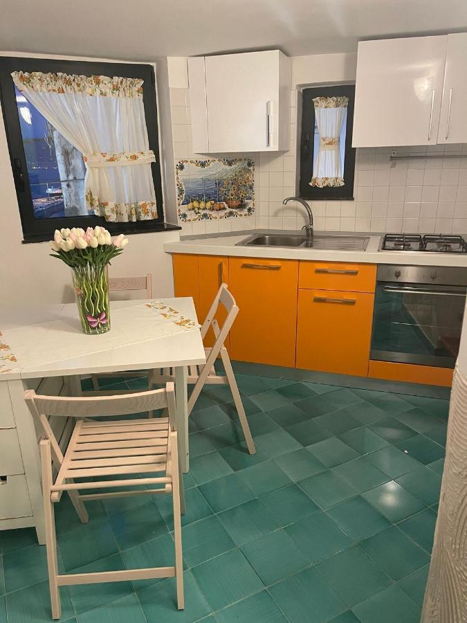 Casa Di Flora Leilighet Vietri Eksteriør bilde
